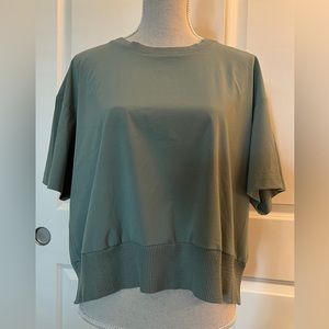 Cobble Lane Sage Green Athletic Casual Ribbed Top Large